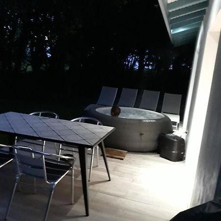 Chambre D Hotes Du Pin Avec Spa Privatif Pey Екстериор снимка